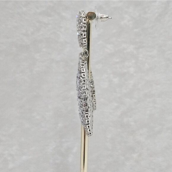 SPARKLE galore! Bold and beautiful earrings. - Picture 4 of 5